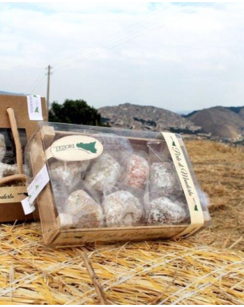 Gift box Almond Pastes 2