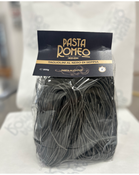 Tagliolini al Nero di Seppia