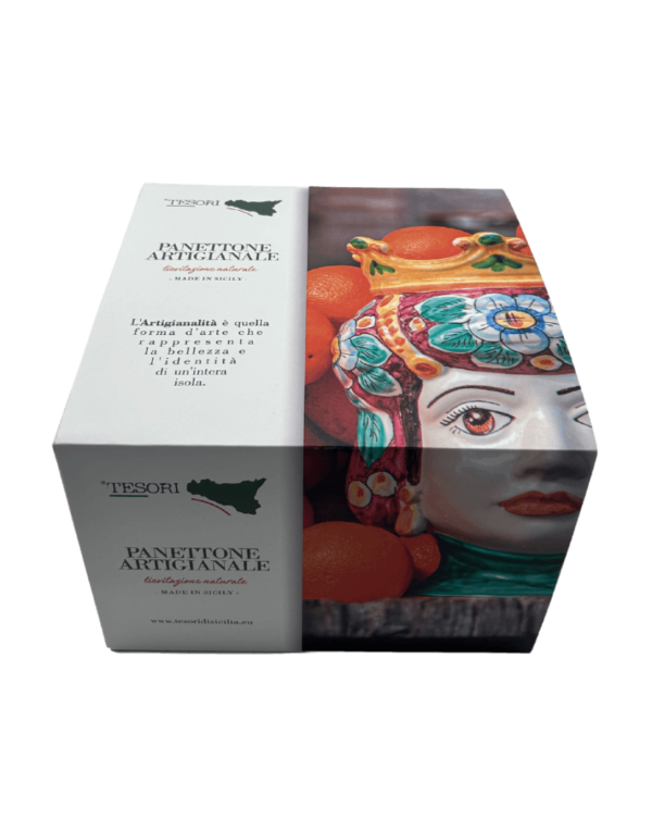 A Donna Elisabetta Panettone...